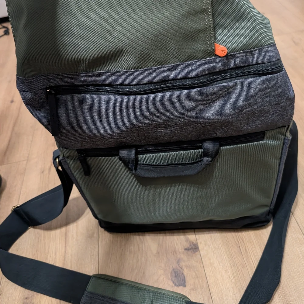 Manfrotto Street Large Messenger Bag for DSLR/CSC Camera Green Gray